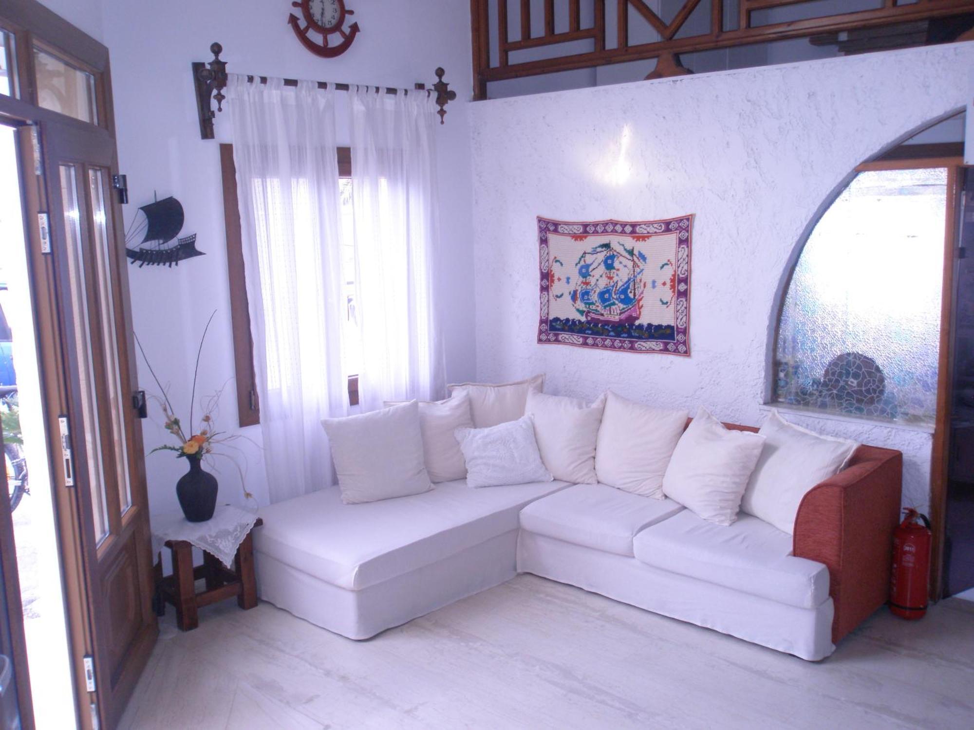 Captain'S House Hotel Скала Екстериор снимка