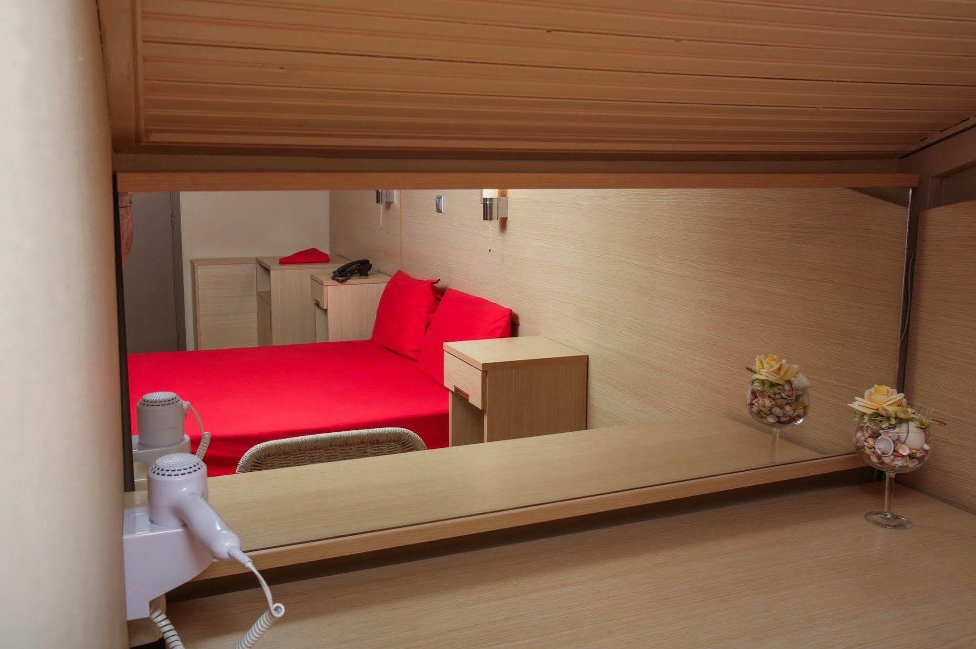 Captain'S House Hotel Скала Екстериор снимка